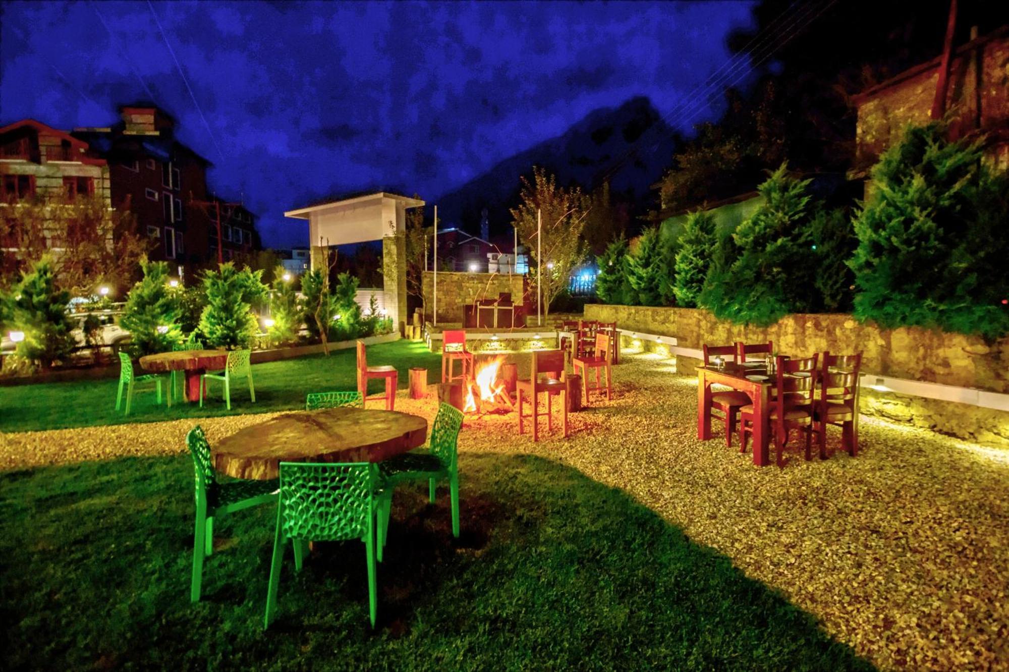 Montana Blues Resort Manāli Exterior foto